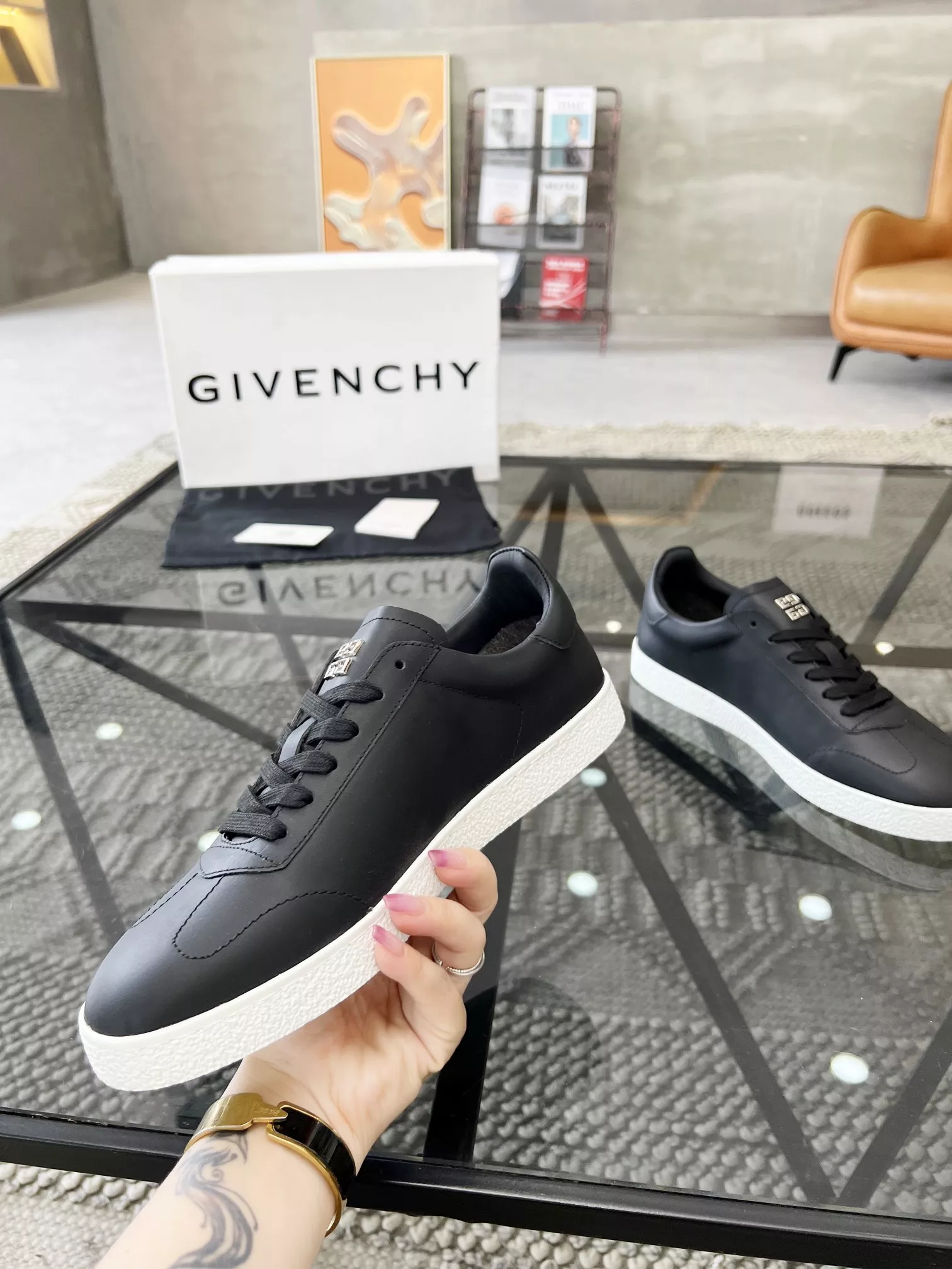 givenchy decontractees chaussures pour homme s_12b4aa33